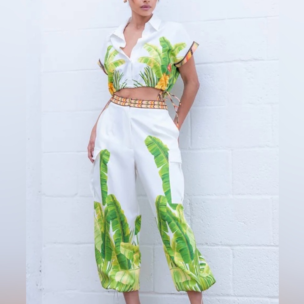 A. Peach- Tropical Leaf Print 2-Piece Set